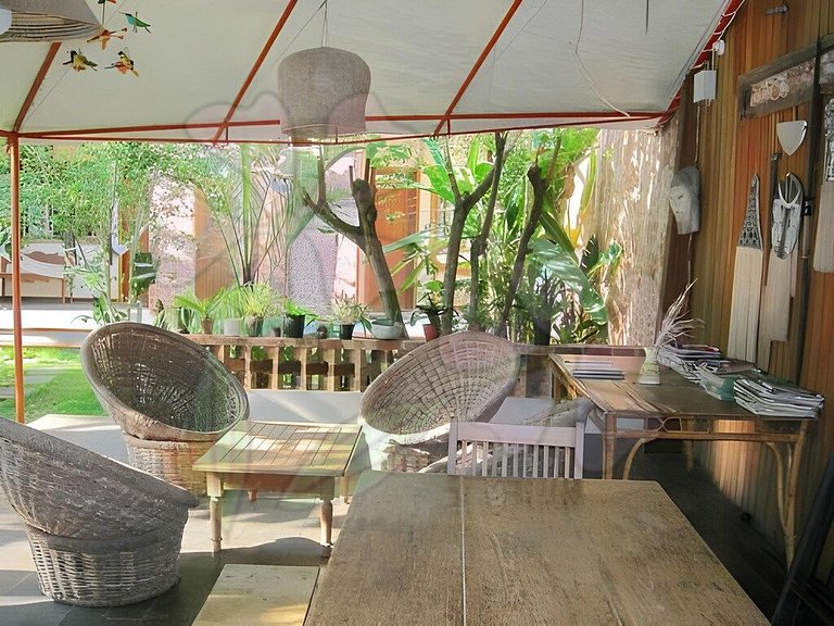 Quarto duplo com vista para o jardim